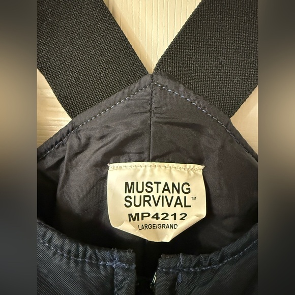 Mustang Survival MP4212 BLUE CLASSIC FLOTATION BIB PANT. Size Large L - Picture 3 of 4
